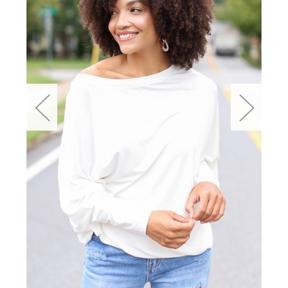 NEW! White Oversized Asymmetrical Top. Medium. - Picture 1 of 8